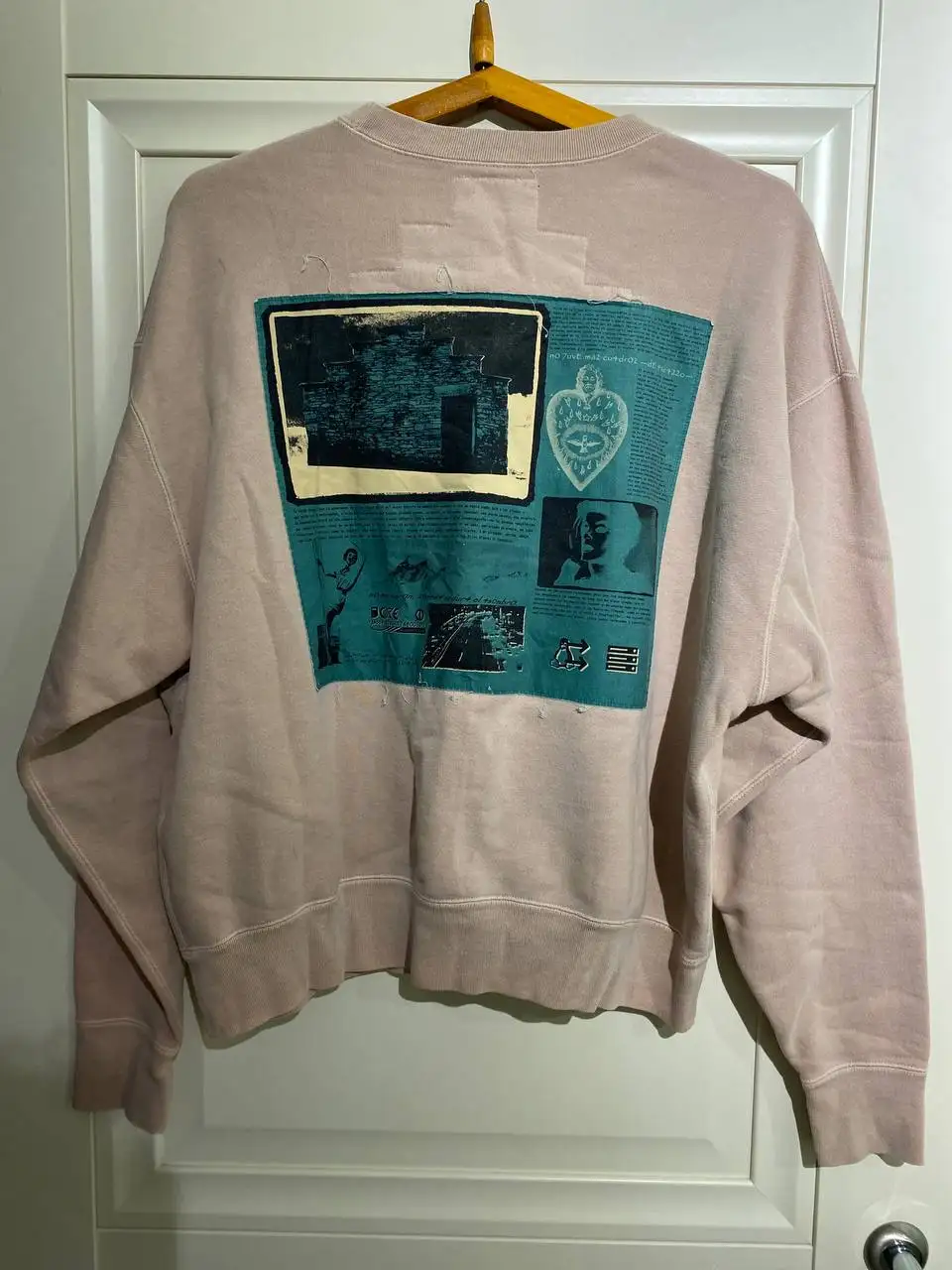 Продам кав с незаметным зеленым пятнышком - Барахолка в Архангельск