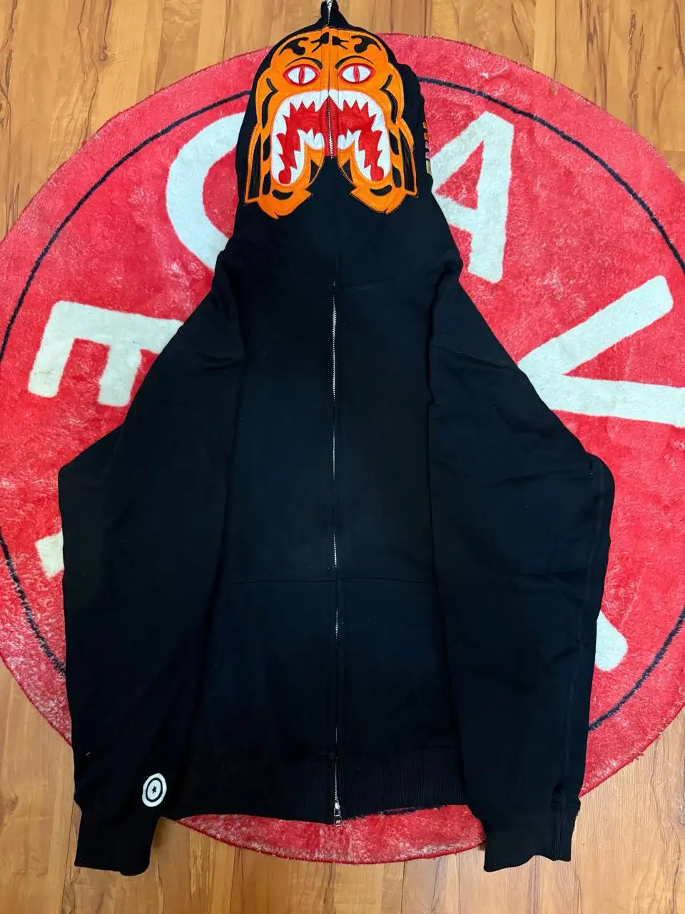 Продажа обуви и одежды брендов Timberland, Dior, Givenchy, Bape - Верхняя одежда и обувь (Одежда) в Архангельск