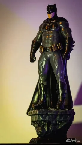 Продам фигурку Бэтмена 31 см ручной работы - Хобби и отдых в Краснодар