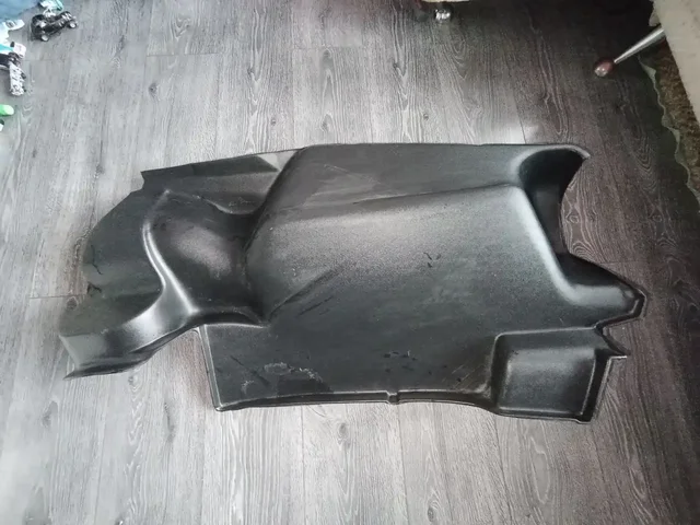 Оббивка багажника и коврики для ВАЗ 2105-07 - частное объявление в Краснодар