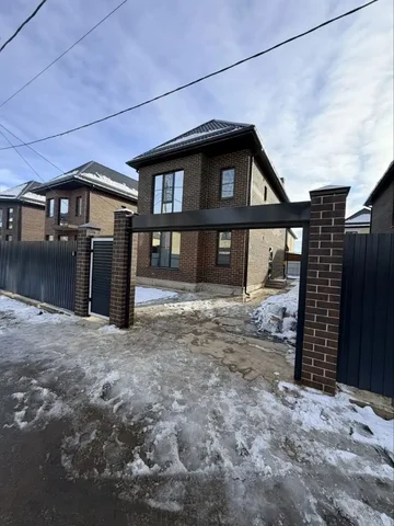 Продается дом 145кв с участком 3 сотки ИЖС в Краснодаре - Дома в Краснодар