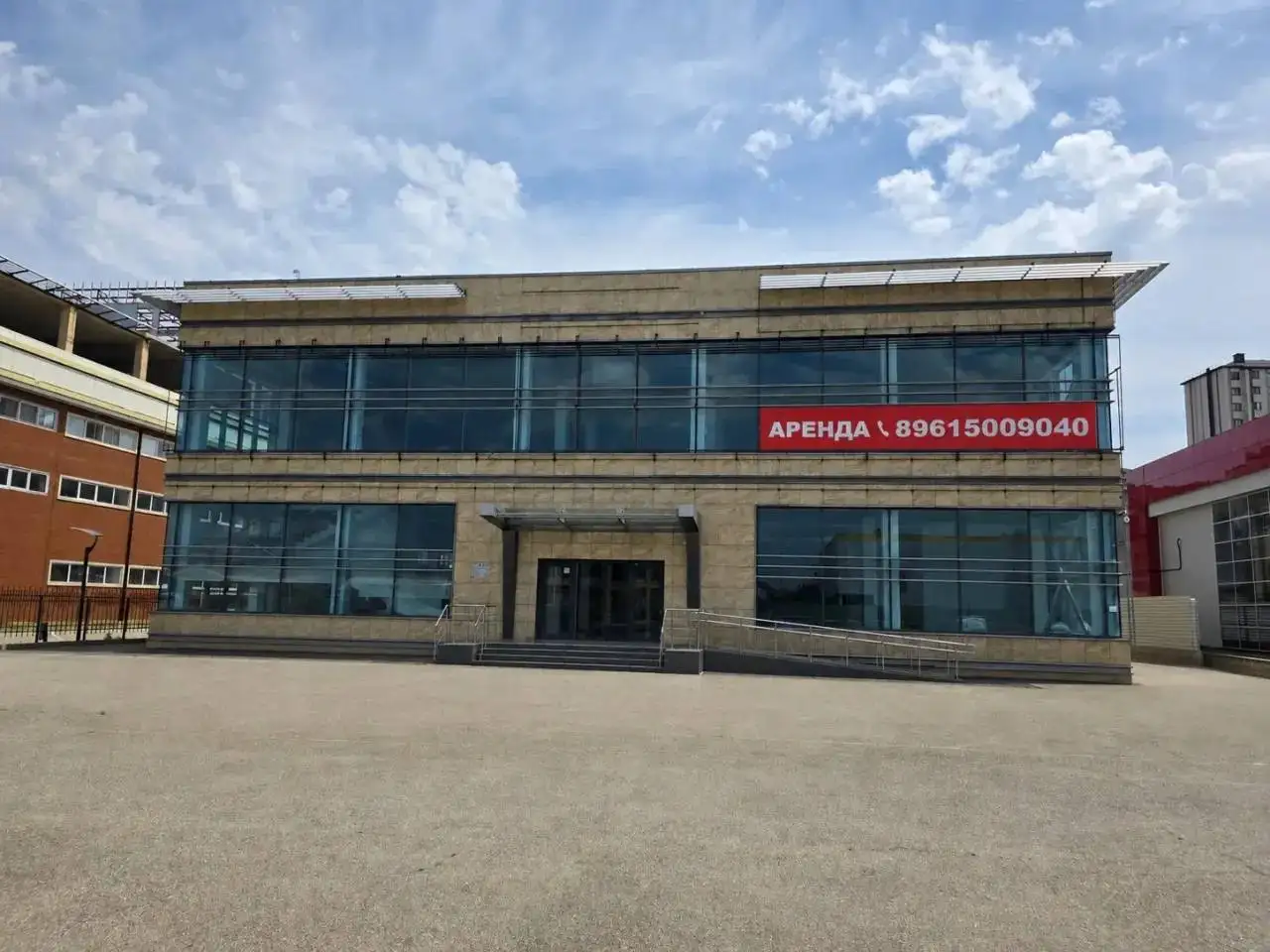Аренда коммерческого помещения 2000 м² в Новой Адыгее - Коммерческая недвижимость (Недвижимость) в Новая Адыгея