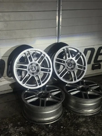 Продажа дисков 5/100 R17 - Авто в Иркутск