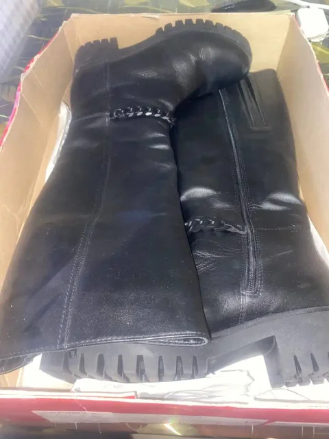 Женские кожаные сапоги 38 размер новые - Одежда в Иркутск