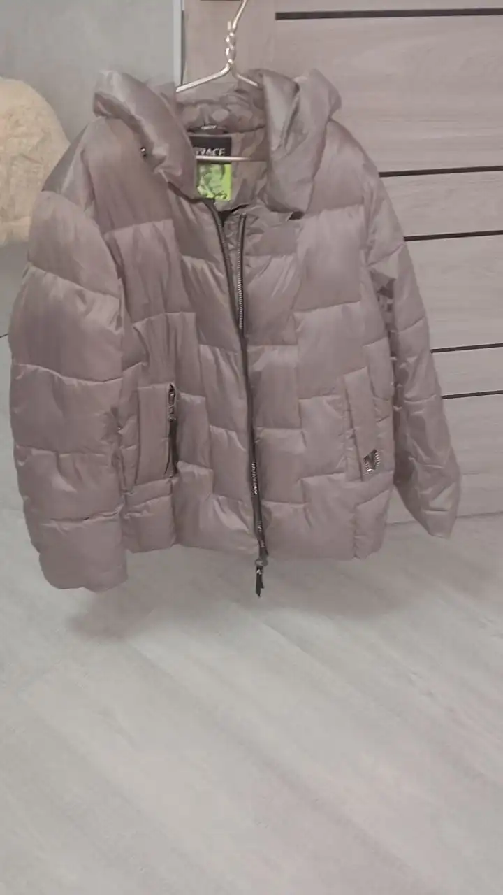 Куртка женская 54 размер