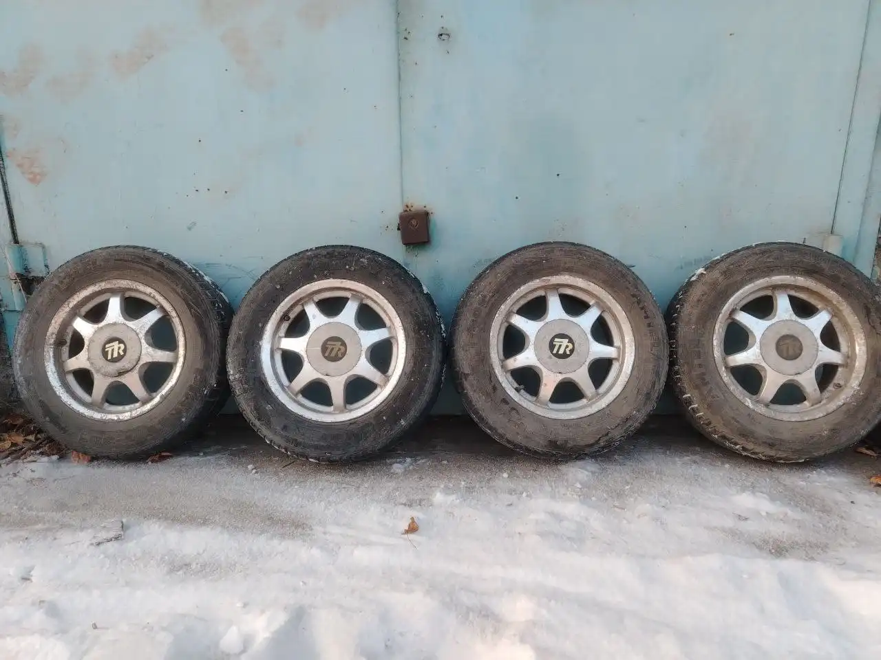 Продам комплект летних колес 185/70 R14 Свердовка