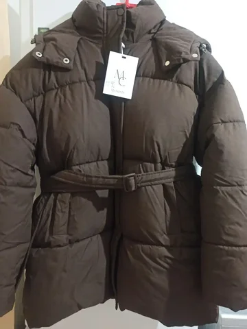 Пуховик шоколадного цвета размер XL - Одежда в Иркутск