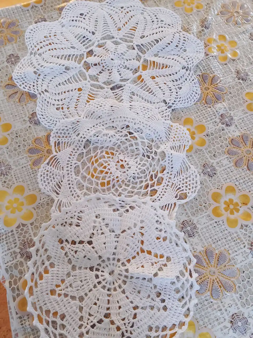 Продам салфетки ручной работы