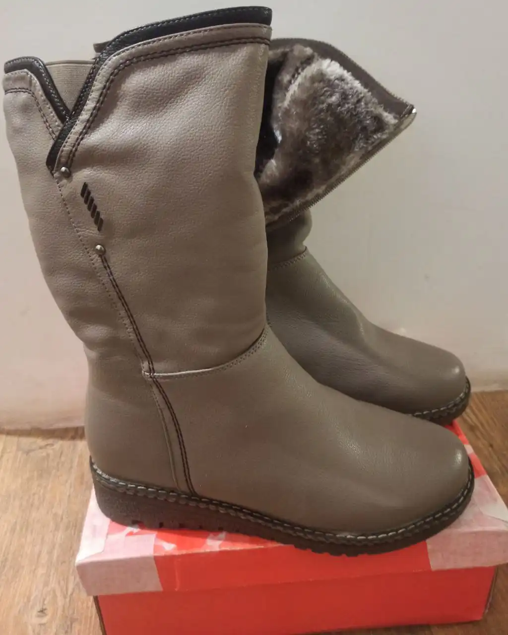 Зимние сапожки размер 37-38 в Ново-Ленино