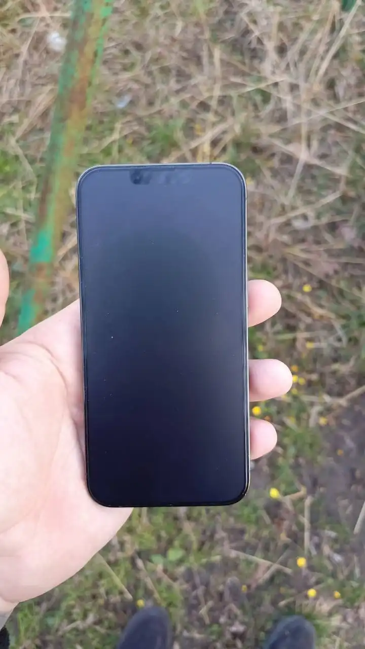 Продам iPhone 13 Pro 128 ГБ