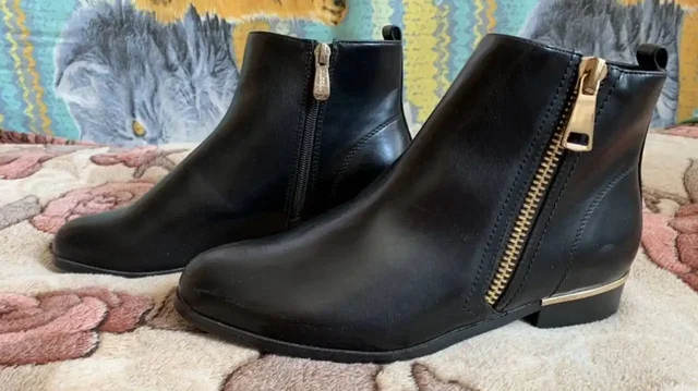 Продажа обуви и одежды - Головные уборы в ИРКУТСК