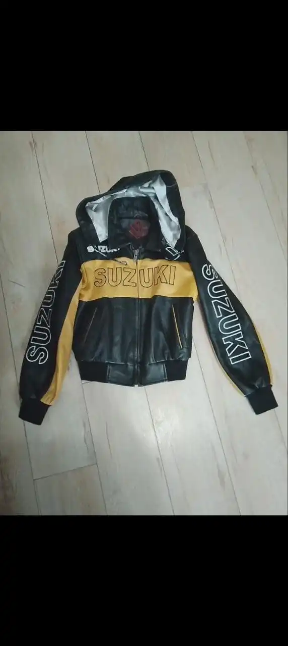 Продам кожаную куртку для мальчика 6 лет - Детская одежда (Одежда) в Иркутск