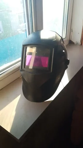 Маска сварочная б/у со светофильтром - частное объявление в Иркутск
