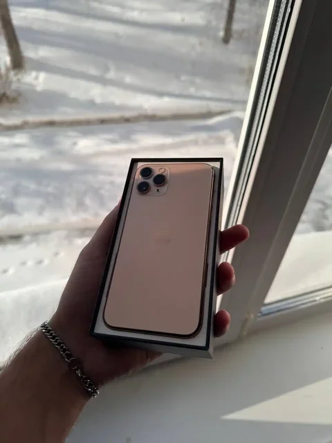 Продам iPhone 11 256GB в отличном состоянии - Автозвук в Иркутск