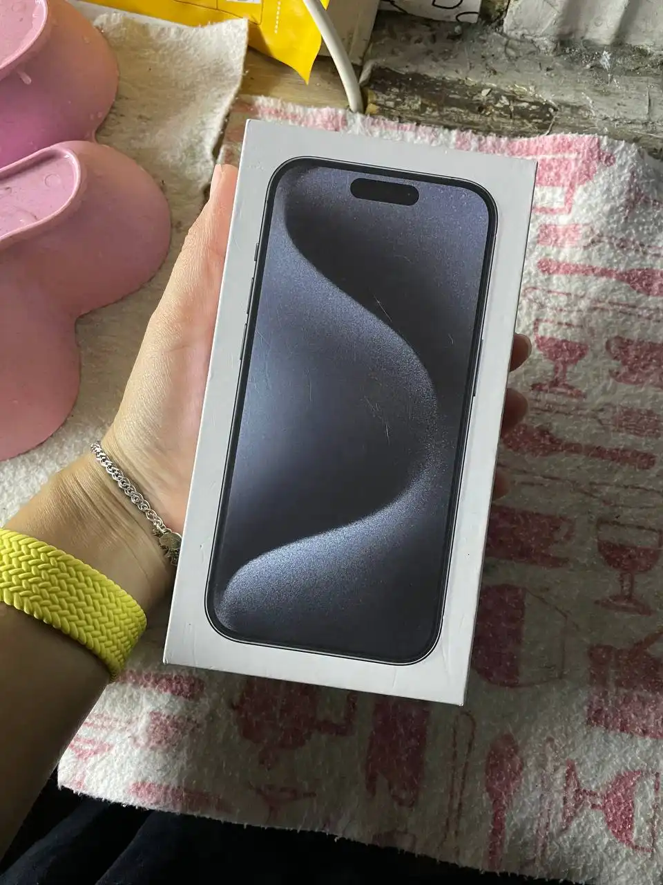 Продам iPhone 15 Pro 256GB Blue Titanium - Смартфоны (Электроника) в Иркутск