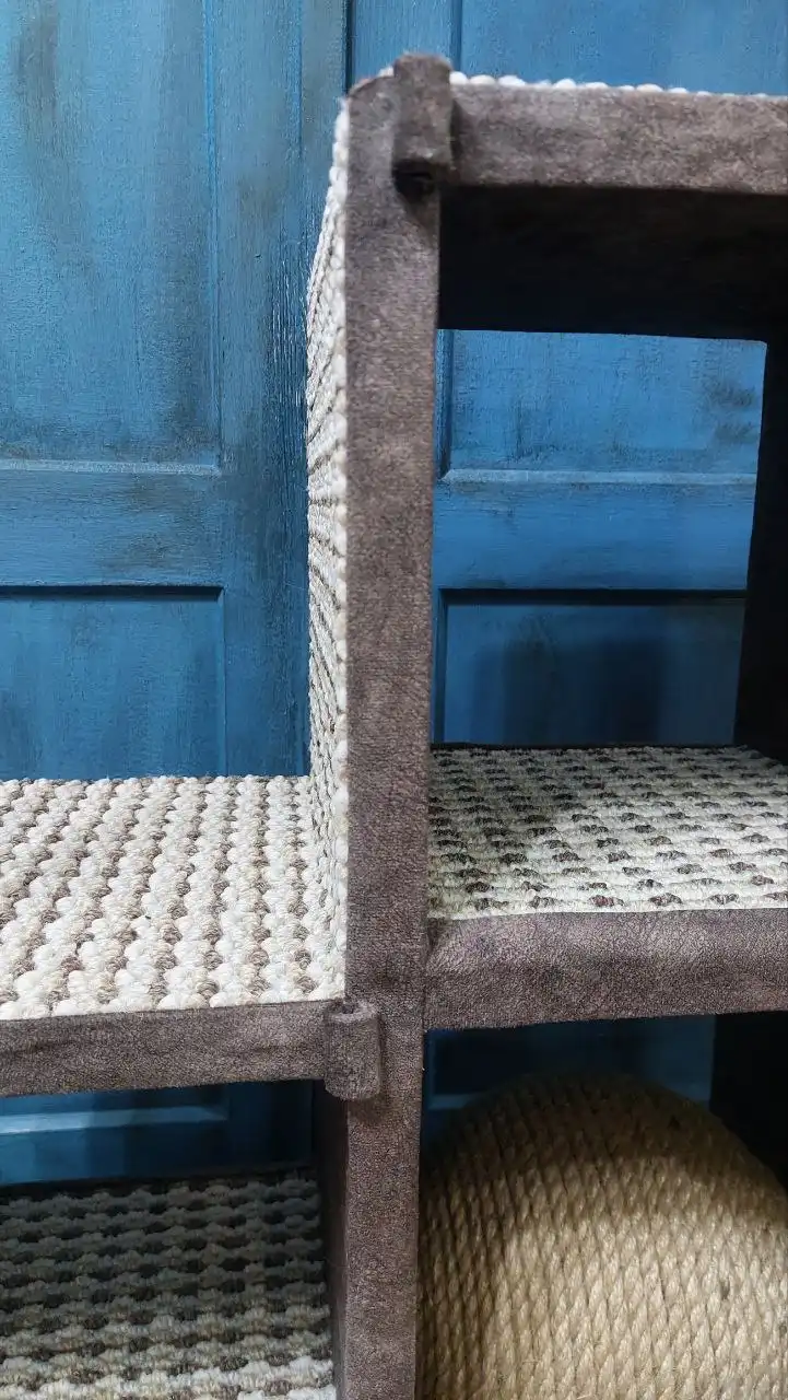 Продам дом для котят или небольшой кошки - Товары для детей в Иркутск