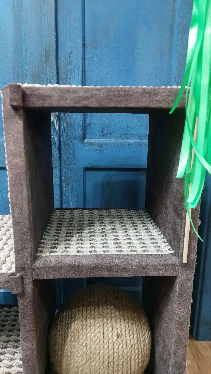 Продам дом для котят или небольшой кошки - Товары для детей в Иркутск