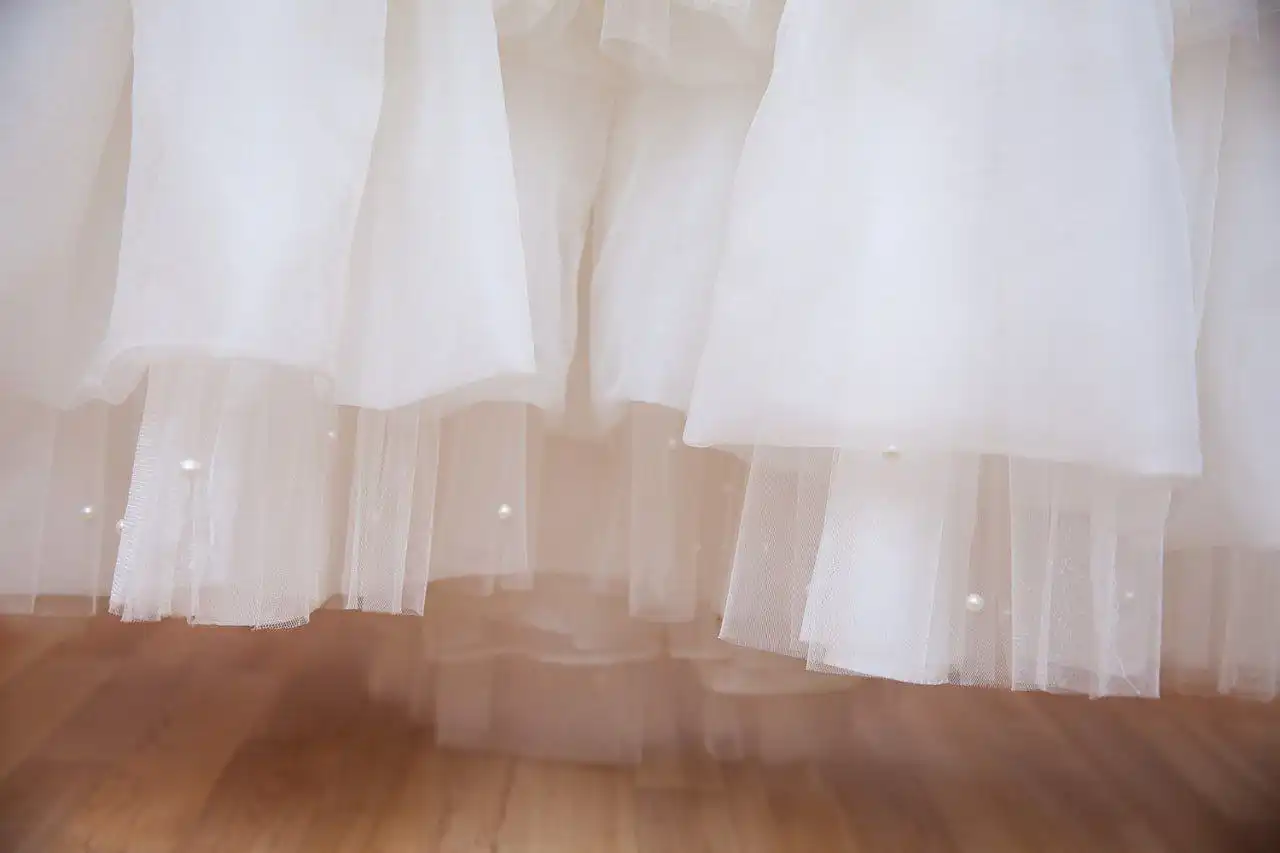 Продам свадебное платье цвет Шампань с жемчужной отделкой - Свадебная одежда (Одежда) в Иркутск