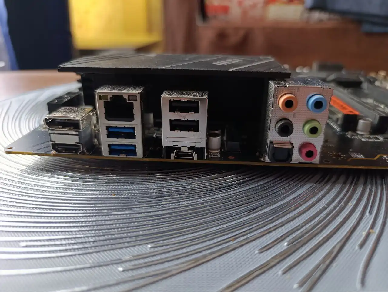 Продам материнскую плату MSI PRO B760-P DDR4 II - Компьютерные комплектующие (Электроника) в Иркутск