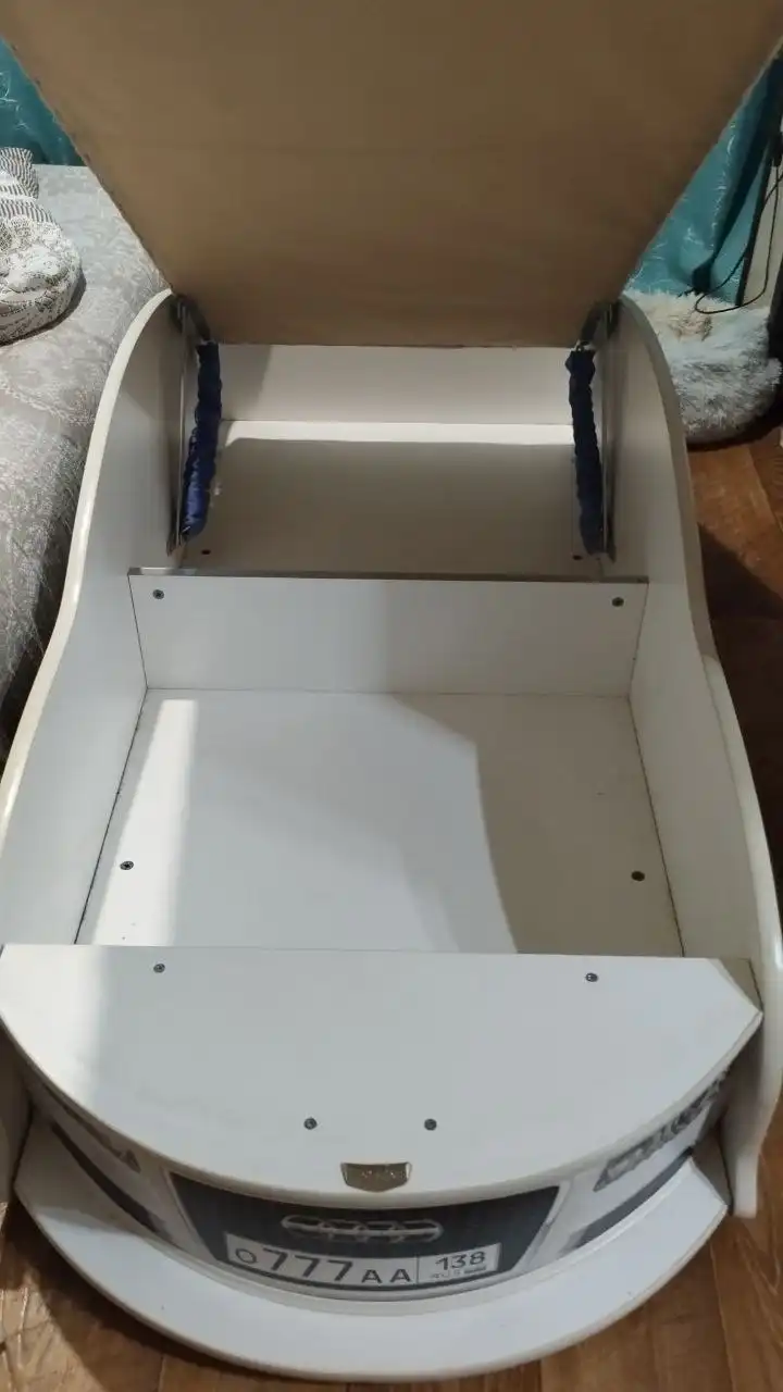 Детская кровать с неработающей подсветкой - Детская мебель (Товары для детей) в Иркутск