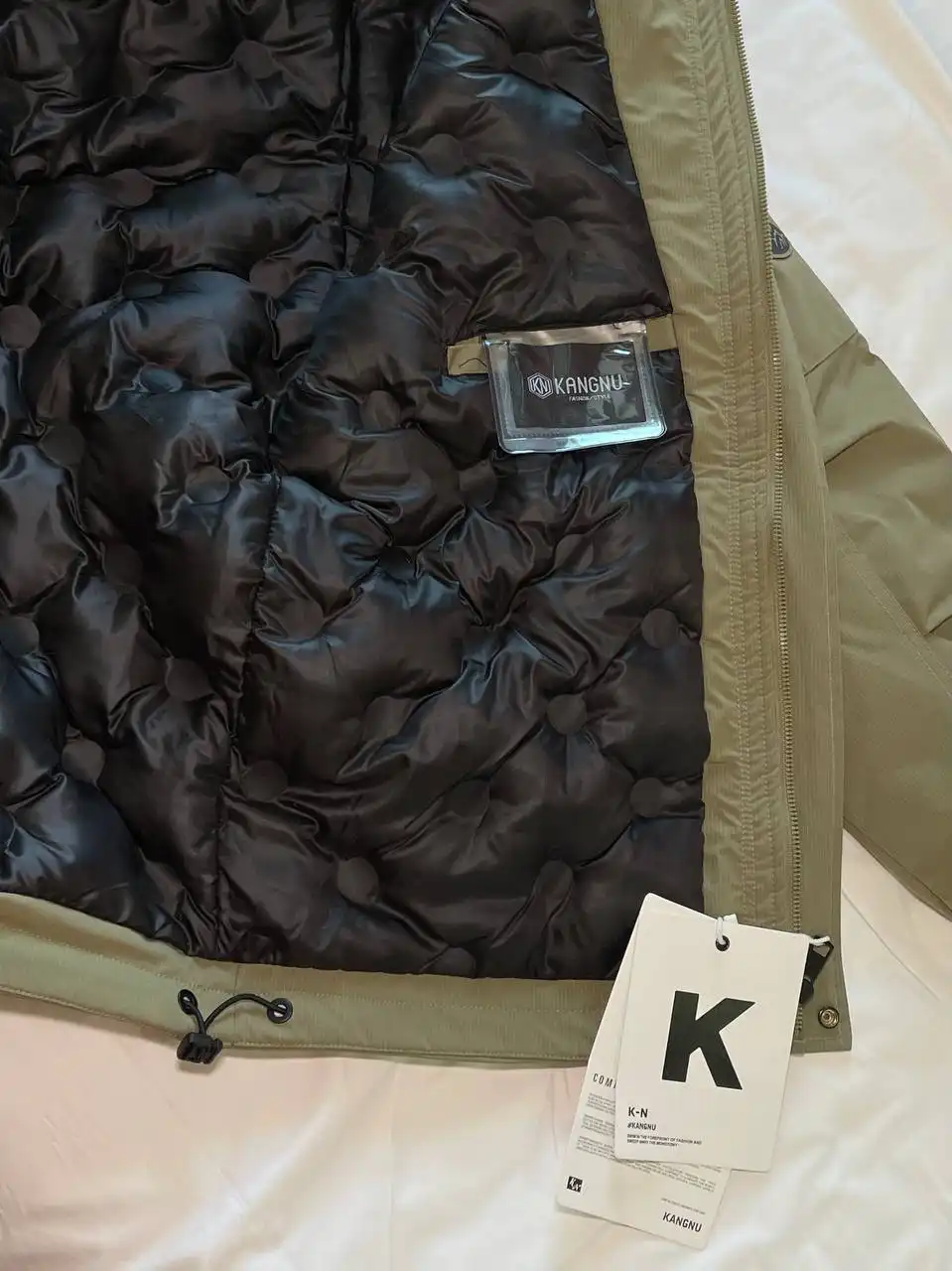 Продам мужскую новую куртку демисезонную - Верхняя одежда (Одежда) в Иркутск