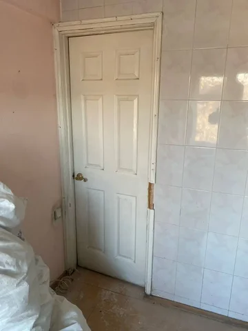 Продажа бывших в употреблении дверей - Двери в Иркутск