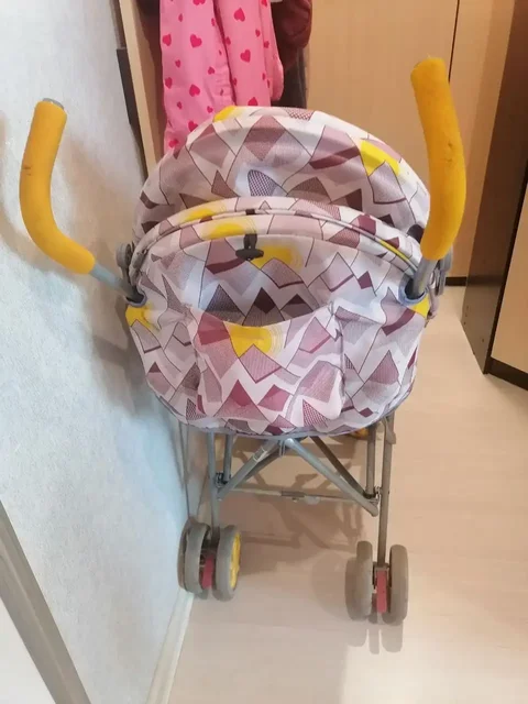 Продам прогулочную коляску - Товары для детей в Иркутск