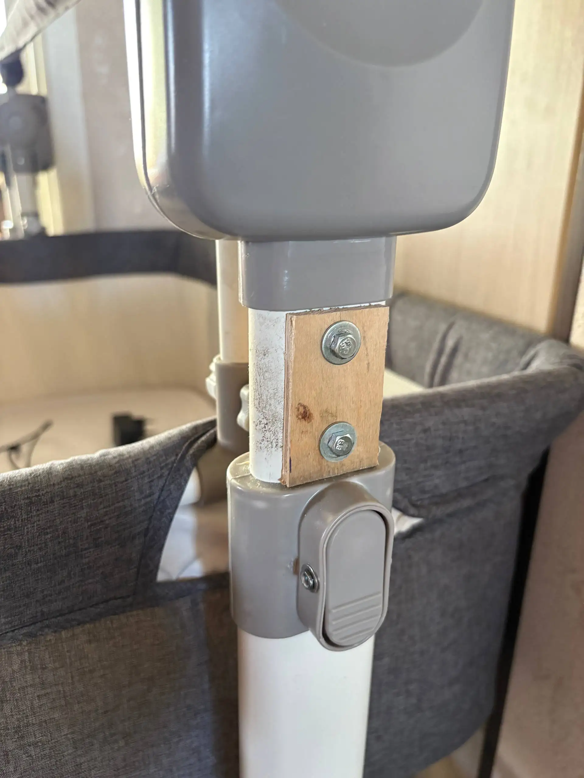 Электрическая кроватка-люлька - Детская мебель (Товары для детей) в Иркутск