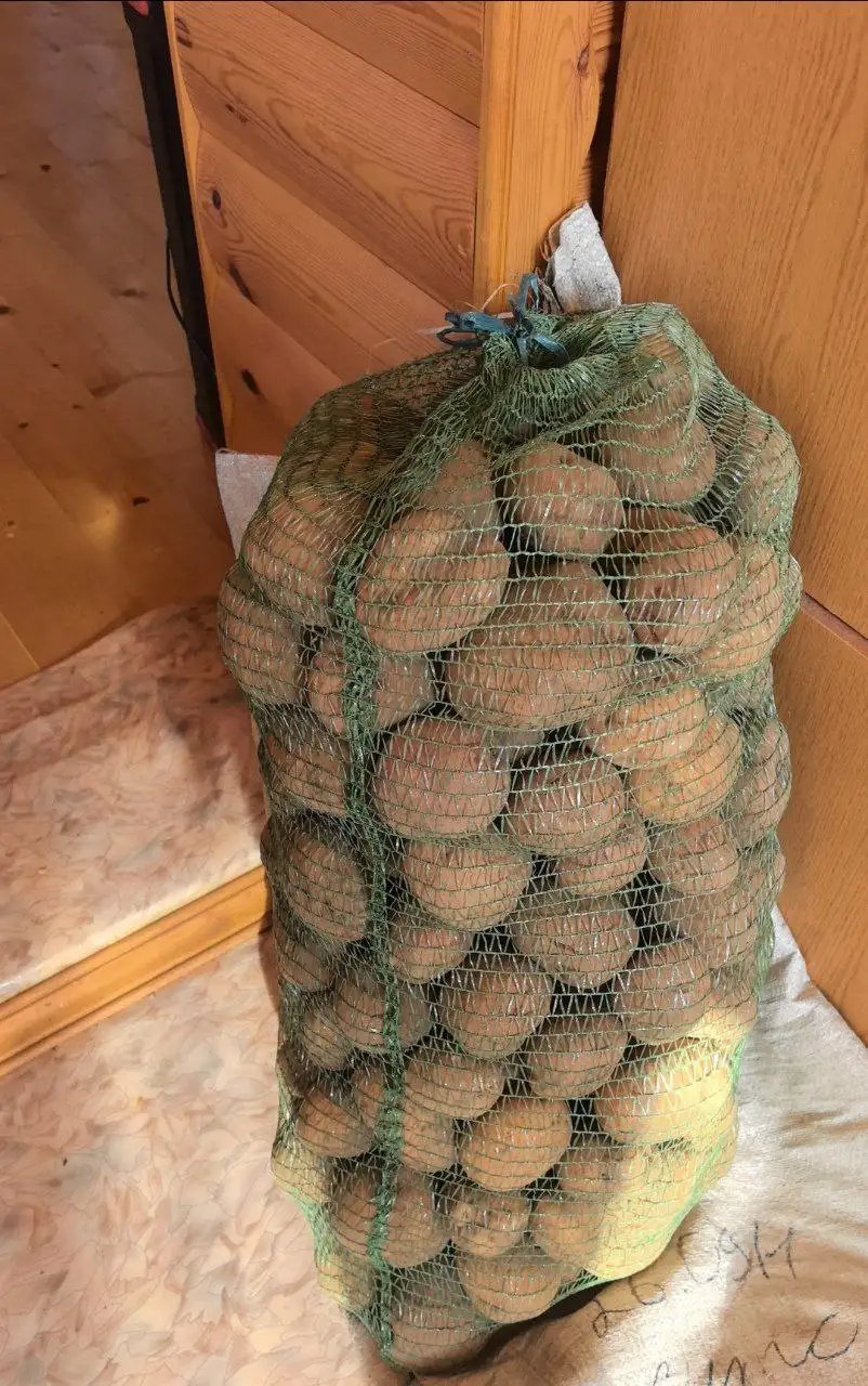 Продам картофель крупный - Продукты питания (Барахолка) в Иркутск