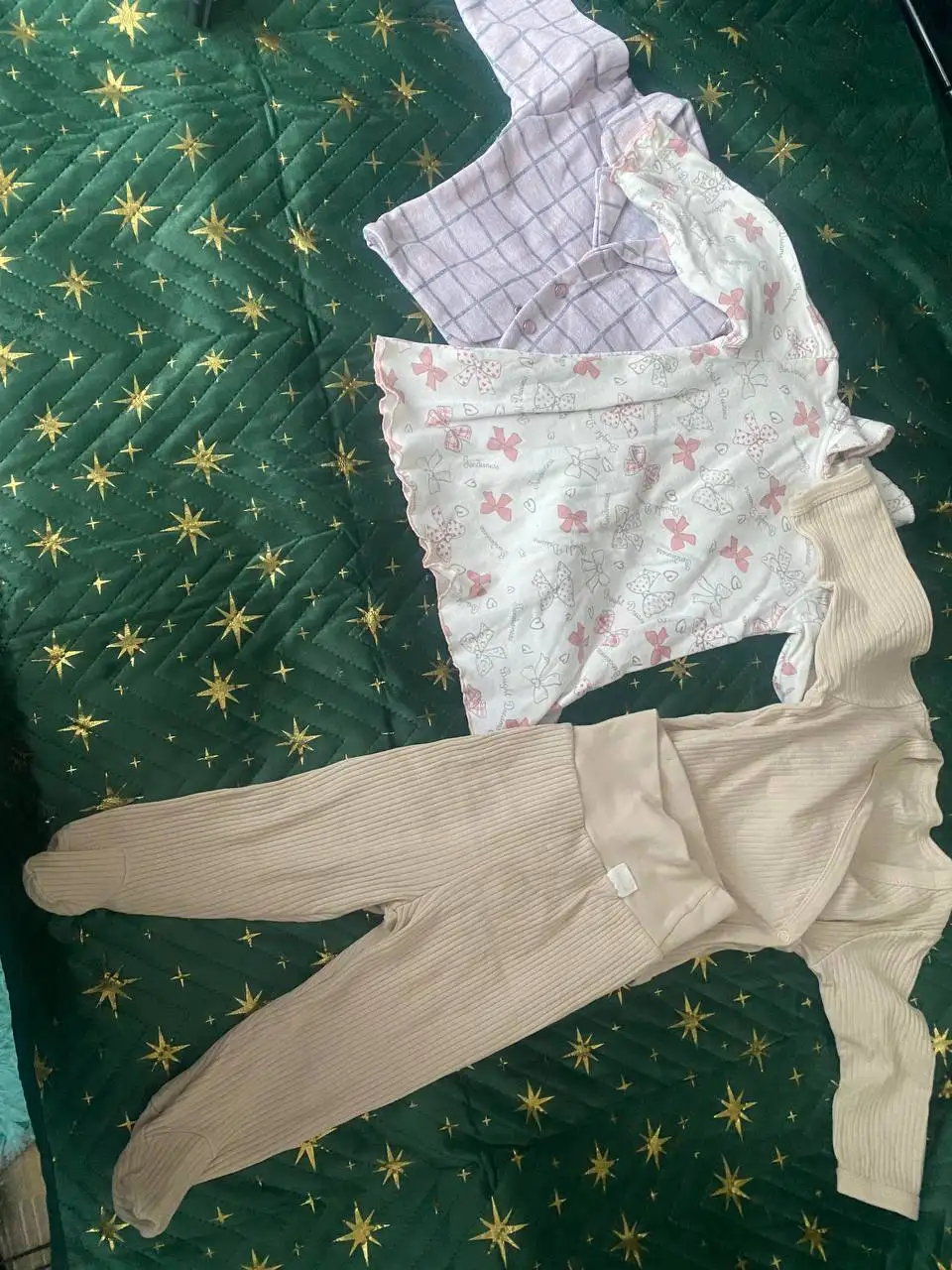 Продам вещи для девочки от 3-6 месяцев - Детская одежда (Товары для детей) в Иркутск