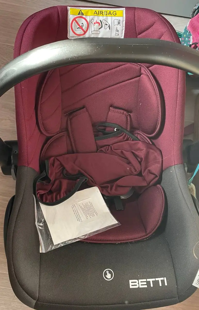 Автолюлька с вкладышем - Автокресла и автолюльки (Товары для детей) в Иркутск