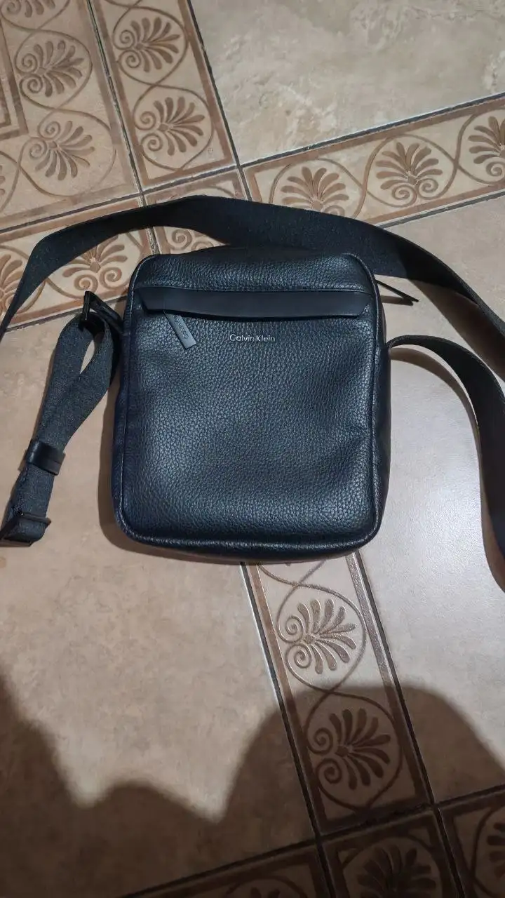 Продажа часов, барсетки и куртки - Барахолка в Иркутск