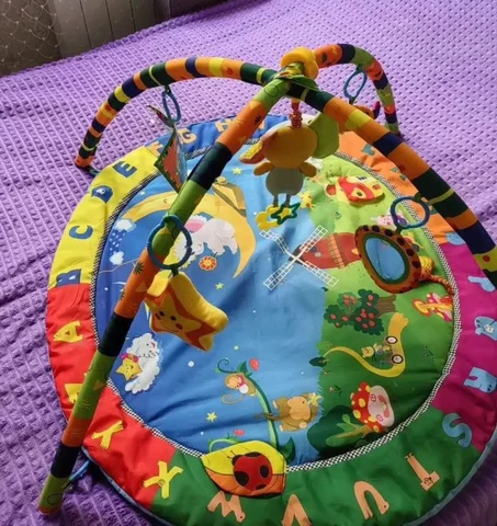 Яркий развивающий коврик для малышей - частное объявление в Иркутск