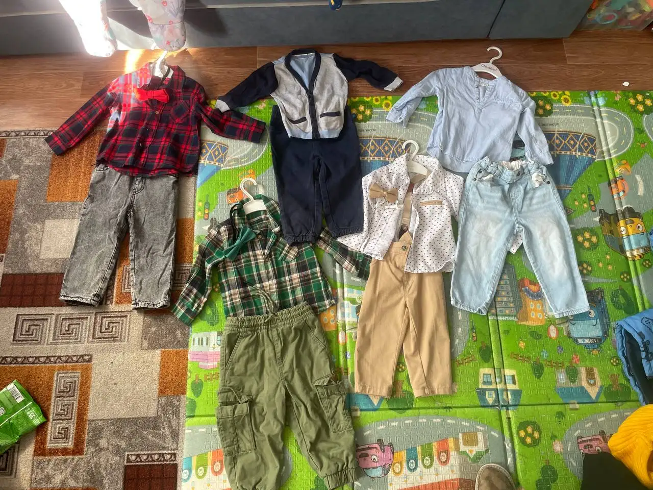 Шапочка в подарок к одежде размера 62/68 - Детская одежда (Одежда) в Иркутск