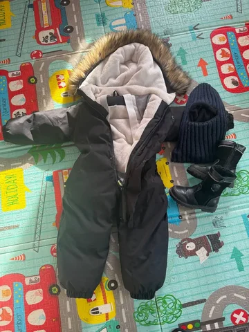 Зимний комбинезон для ребенка с комплектом одежды - Детская мебель в Иркутск