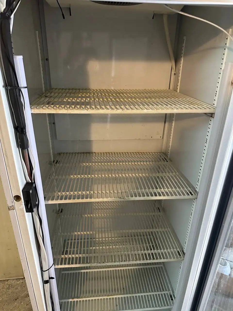 Продам холодильный шкаф - Холодильное оборудование (Для дома и дачи) в Ангарск