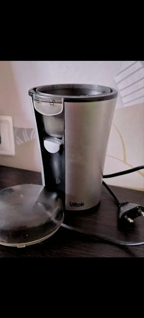 Кофемолка Vitek VT-1543 - Кухонная техника (Барахолка) в Иркутск