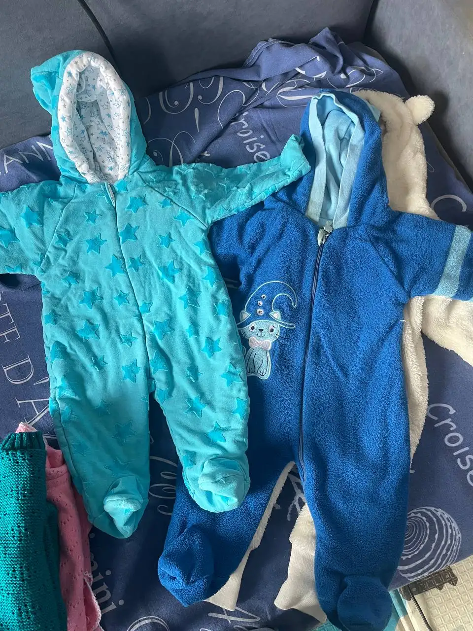 Комбинезон плюшевый для новорожденного р.50/56 с шапочкой в подарок - Одежда для новорожденных (Товары для детей) в Иркутск