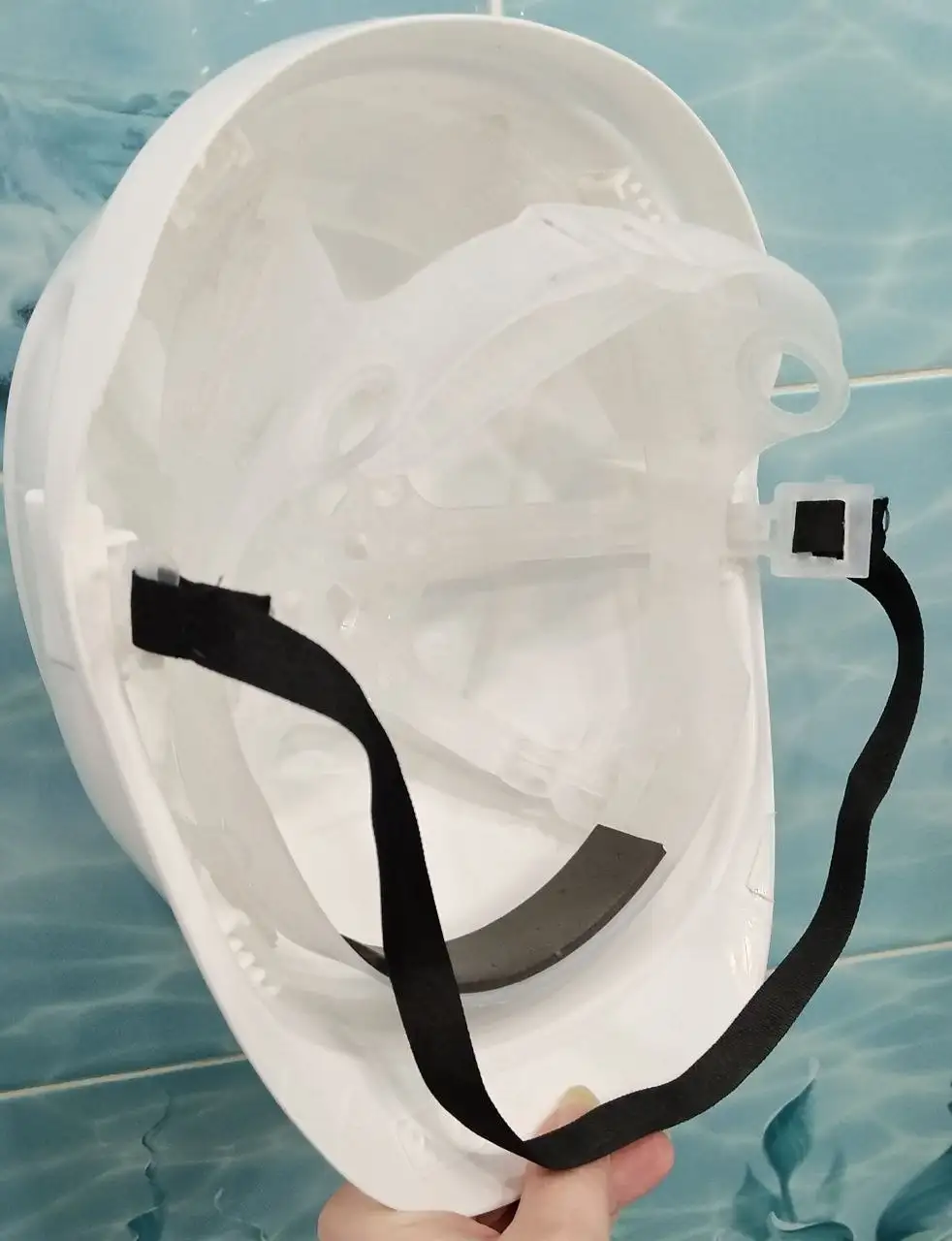 Продажа защитной каски для строительных работ - Строительное оборудование (Барахолка) в Иркутск