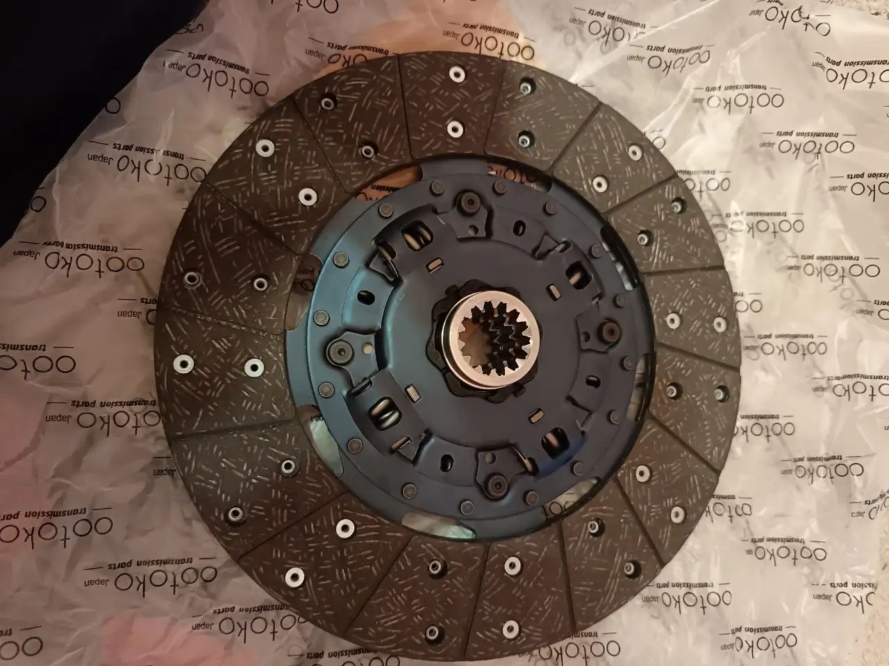 Сцепление для Mitsubishi Canter - Автозапчасти для грузовиков (Запчасти) в Хомутово