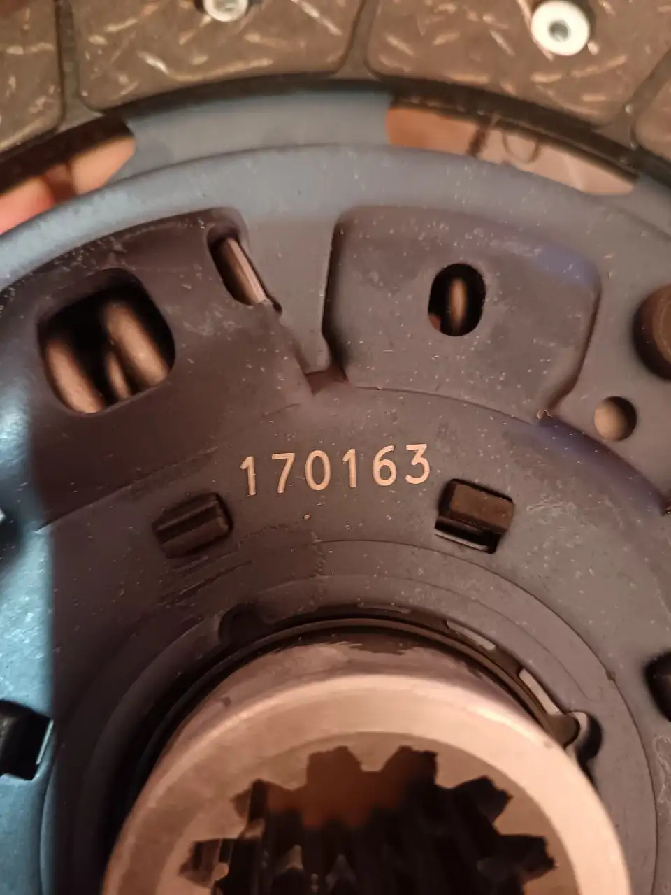 Сцепление для Mitsubishi Canter - Автозапчасти для грузовиков (Запчасти) в Хомутово