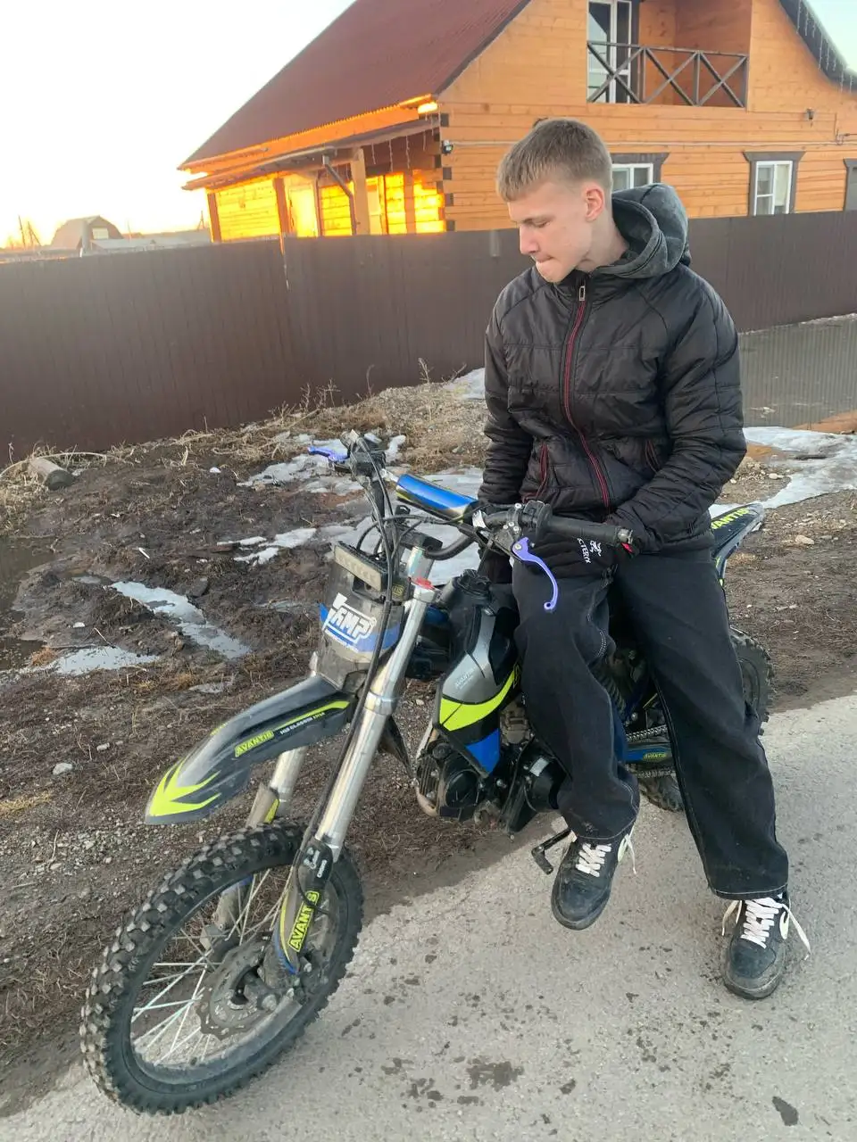 Продажа мотоцикла Авантис Н-12 классик 125 кубов - Мотоциклы (Авто) в Иркутск