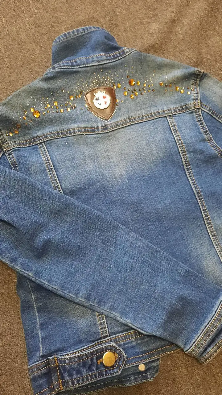 Фирменная джинсовка для девочки 140 размер - Детская одежда (Одежда) в Иркутск