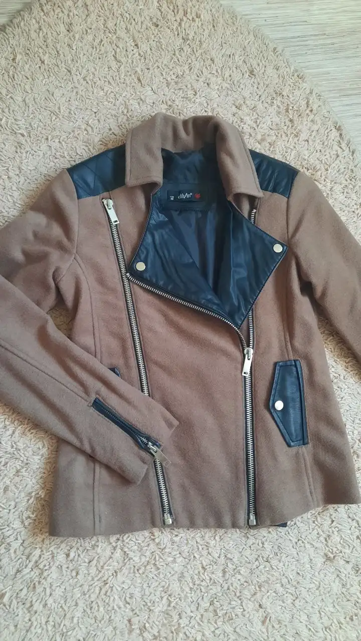 Куртка производства Турция, размер 42/44 - Верхняя одежда (Одежда) в Иркутск