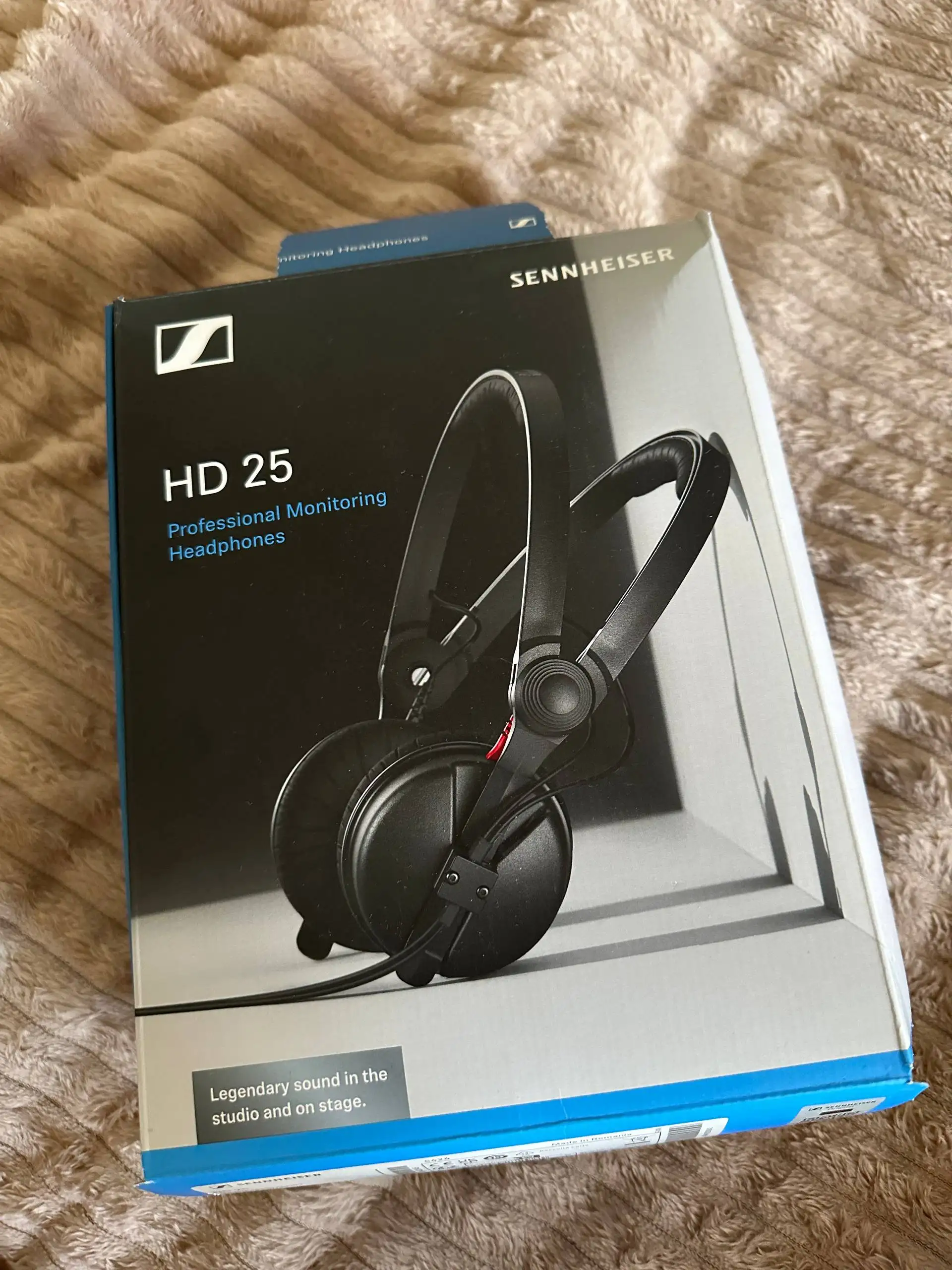Продажа профессиональных наушников DJ Sennheiser HD 25 - Наушники (Электроника) в Иркутск