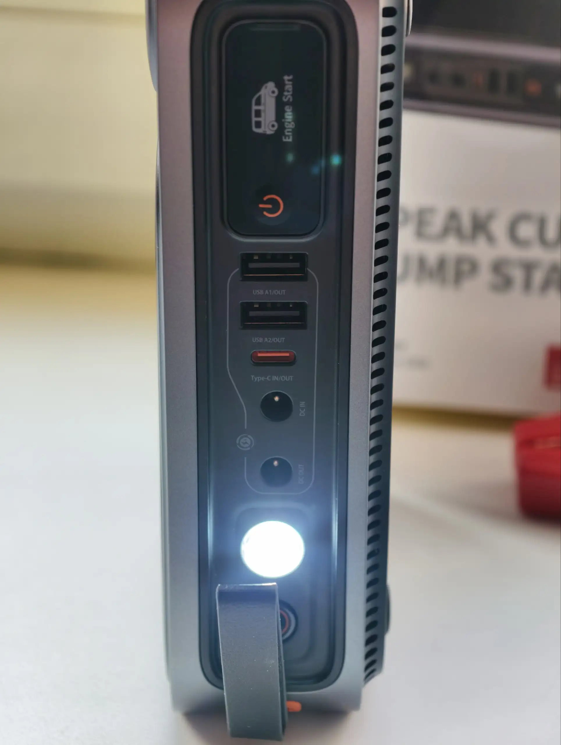 Продам новый пуско-зарядное устройство Baseus для автомобиля - Аксессуары и оборудование (Авто) в Иркутск