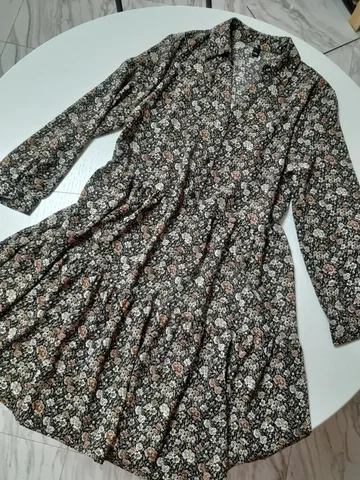 Платье Zolla отличное состояние размер L - Штаны/Брюки в Иркутск