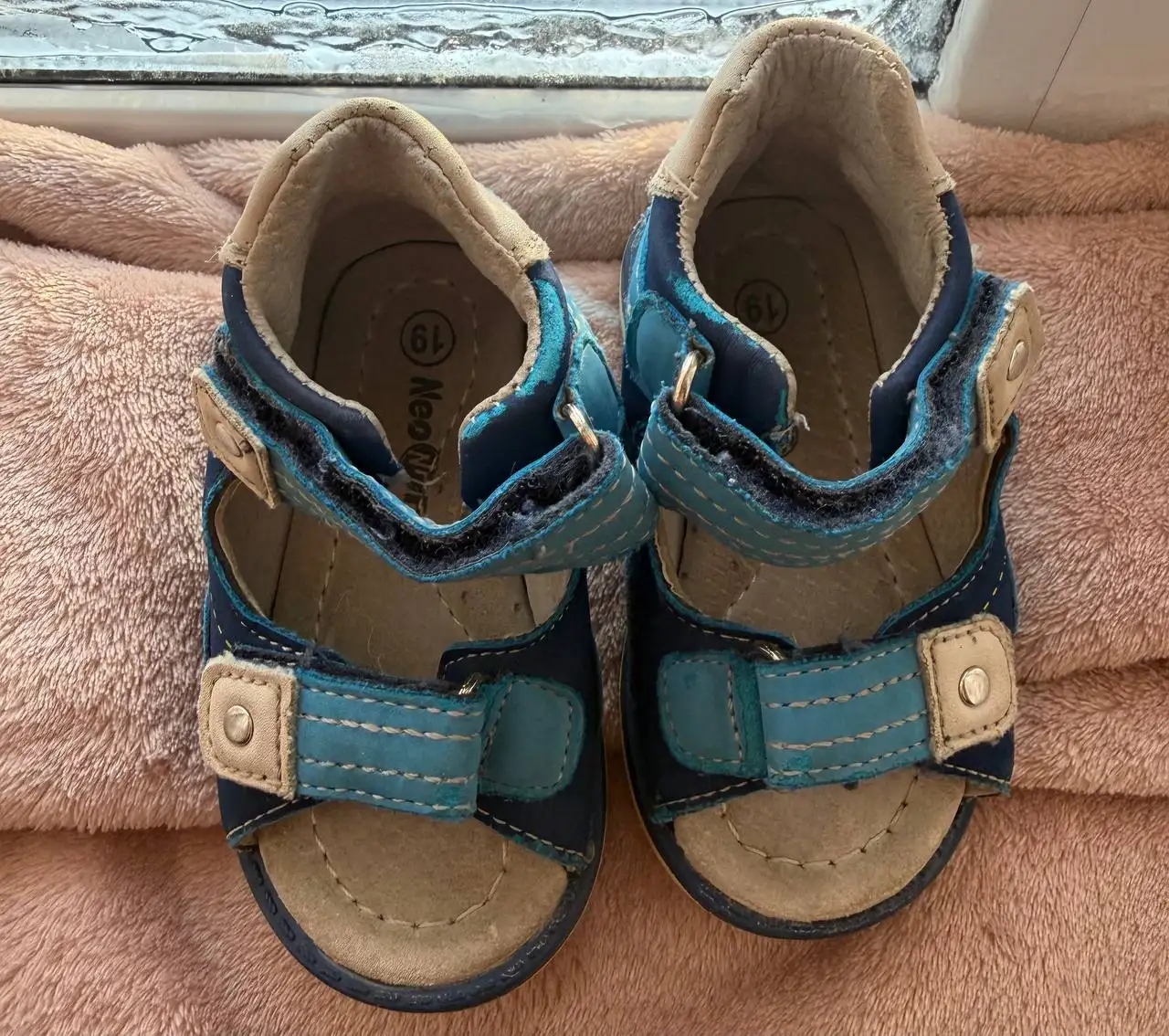 Детская обувь (сандали, кеды, тапочки) - Обувь детская (Товары для детей) в Иркутск