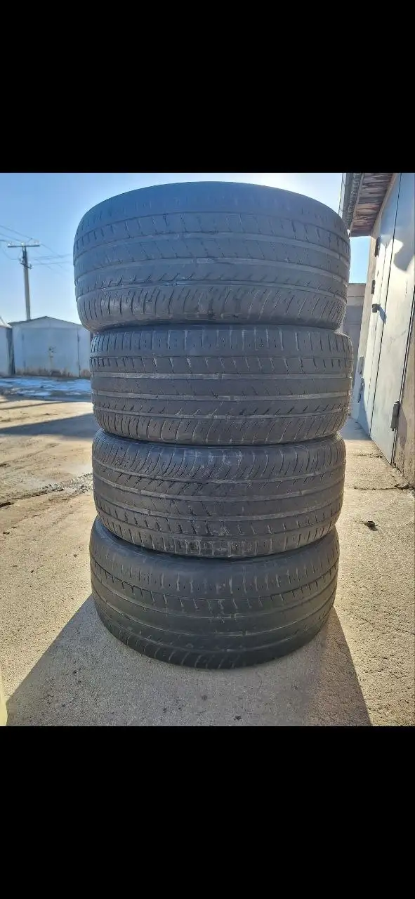 Шины 265/50R20 зимние с шипами - Шины и диски (Авто) в Иркутск