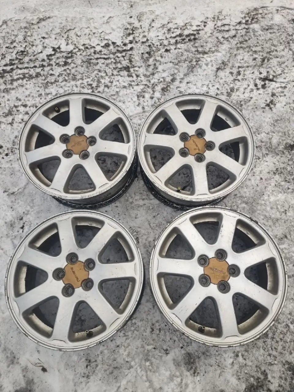 Литье Subaru R15 5x100 - Колеса и шины (Авто) в Иркутск